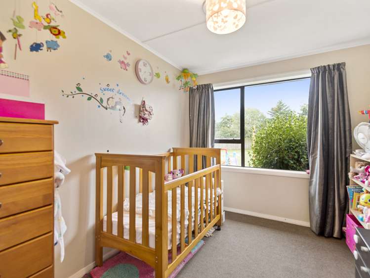 12 Avro Crescent Hornby_9