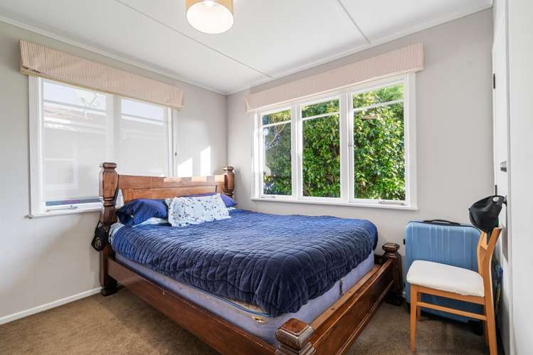 15 Clyde Street Utuhina_11