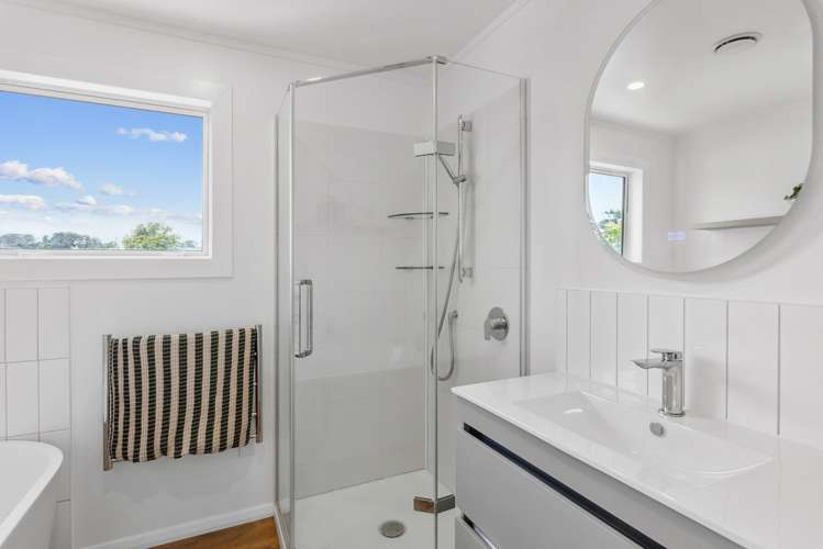 5 Kokako Road Otaihanga_15