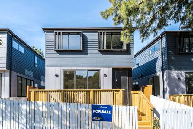 Brand New, Standalone Homes - Double Westlake Zone