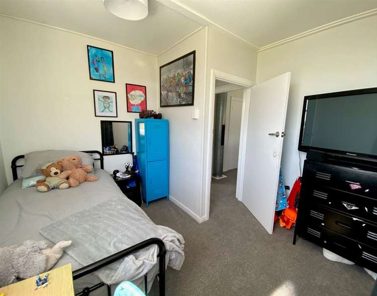 6 Cossens Street Balclutha_14