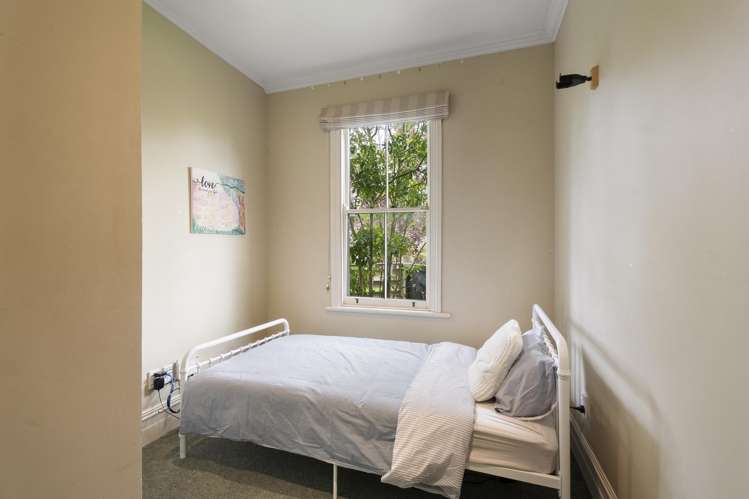 111 Cook Street West End_11