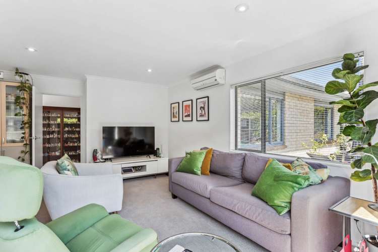 13/1 Piriti Drive Te Atatu Peninsula_3