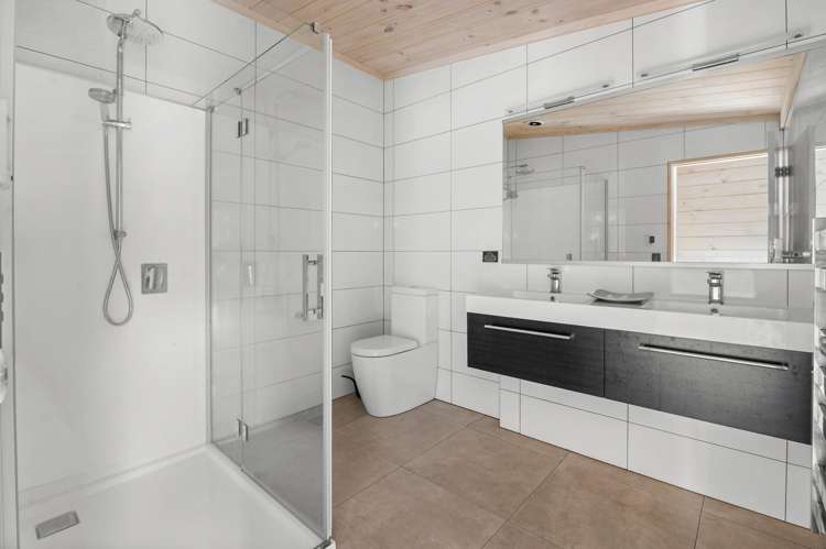 24 Lacebark Drive Kinloch_14