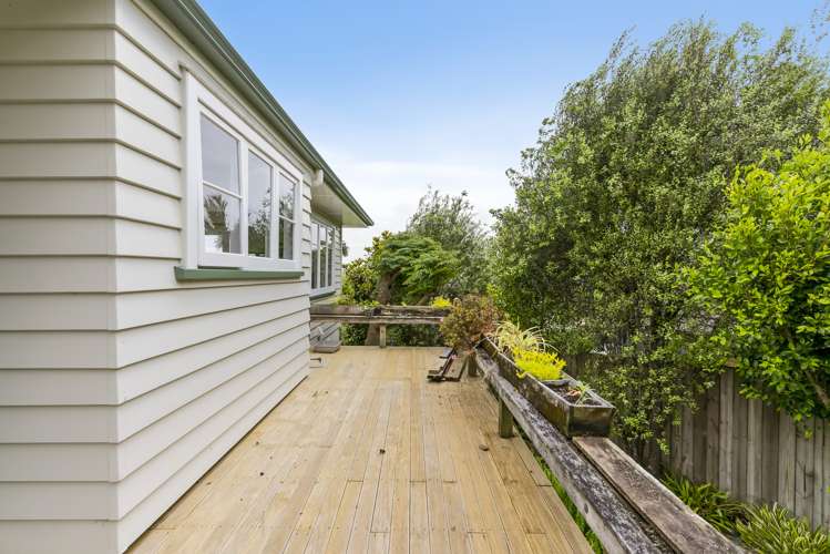 17 Shelly Bay Road Beachlands_36