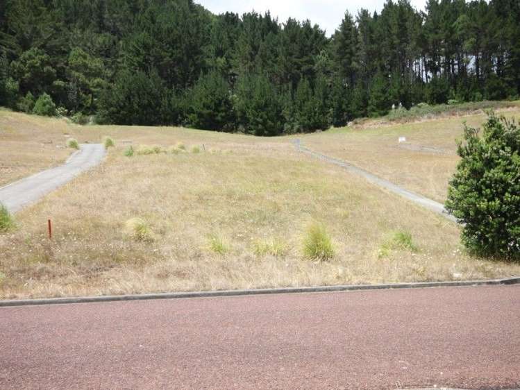 24 Panorama Parade Pauanui_6