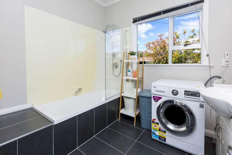 2 Oxford Crescent Ebdentown_12