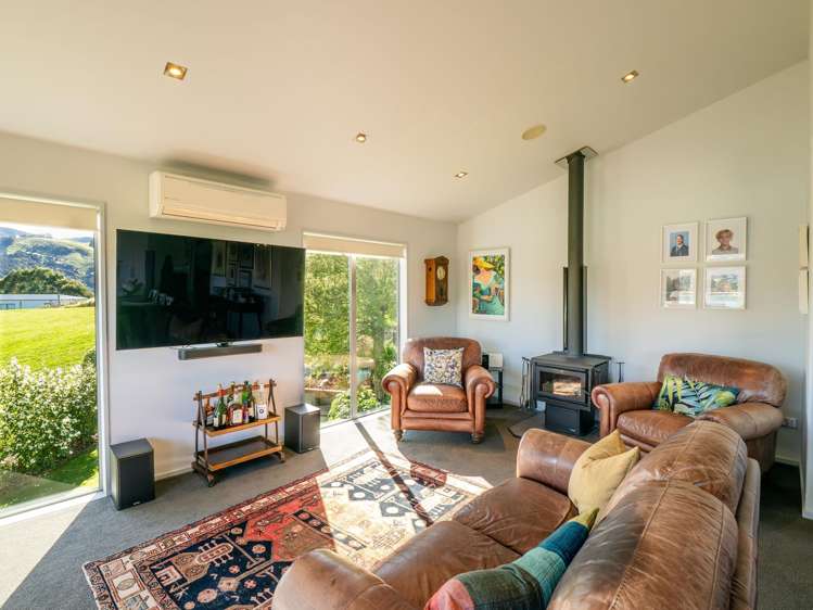 3 Ribbonwood Lane Robinsons Bay_11