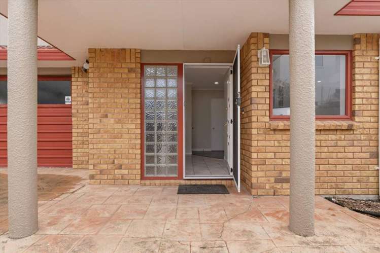 8 Monterey Key Papamoa Beach_3