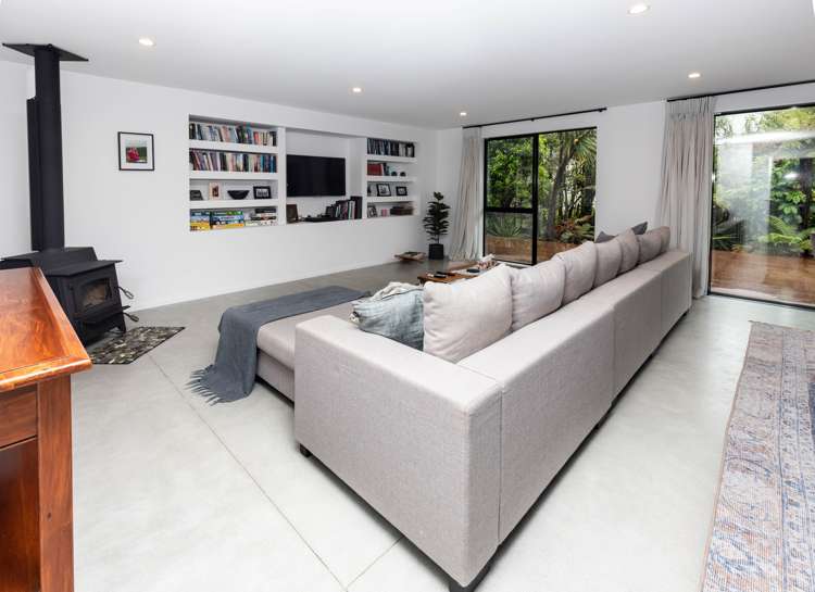 23 Pandora Avenue Camerons_7