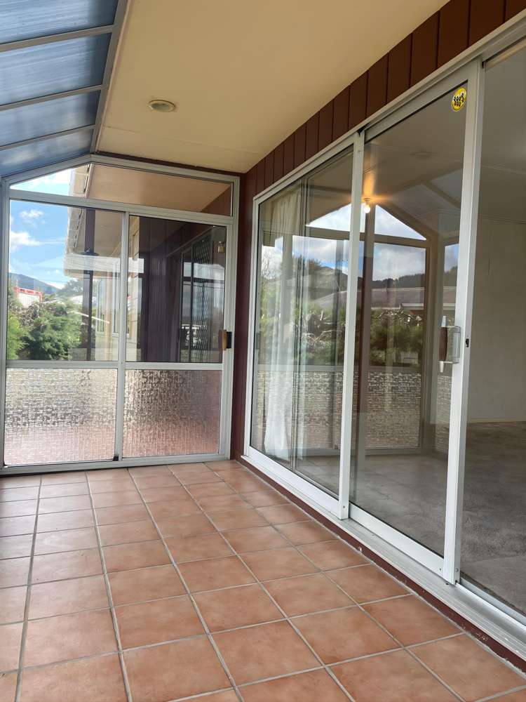 9 William Benton Street Featherston_9