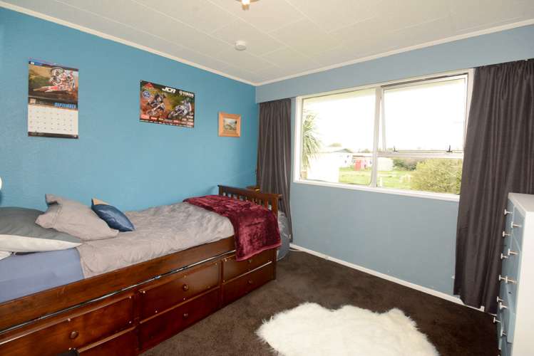 17 Connor Place Taieri Mouth_10