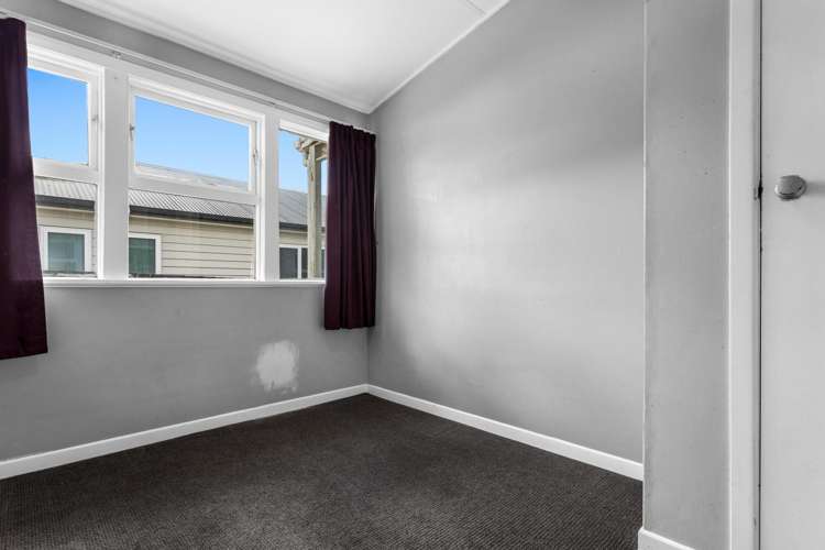 17 River Road Kawerau_10