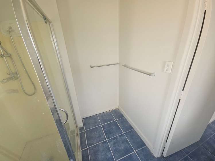 53 Halver Road Hillpark_17