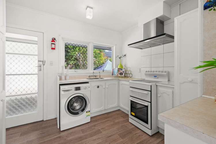 2/33 Dominion Street Takapuna_8