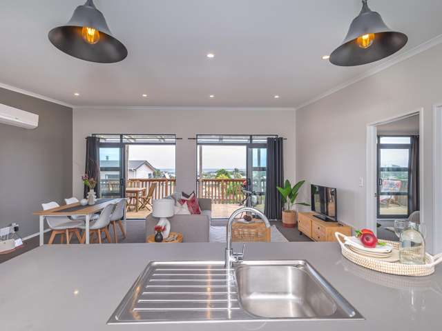 6 Arataki Grove Waitarere Beach_3
