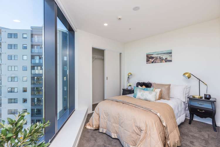 1404/18 Saint Martins Lane Grafton_7