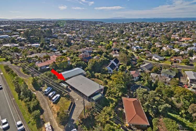 669 East Coast Road Browns Bay_33