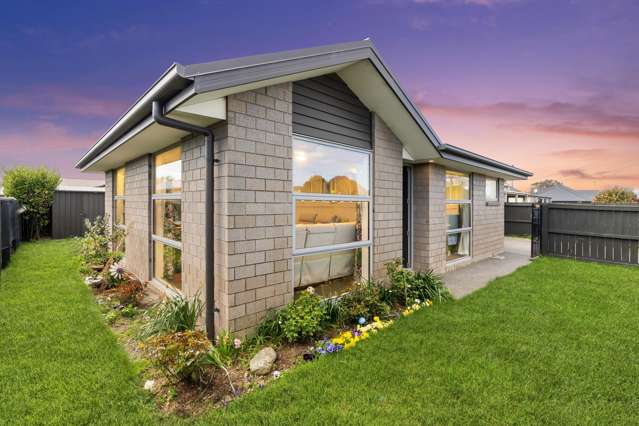 Effortless, Easy Care Living in Hornby