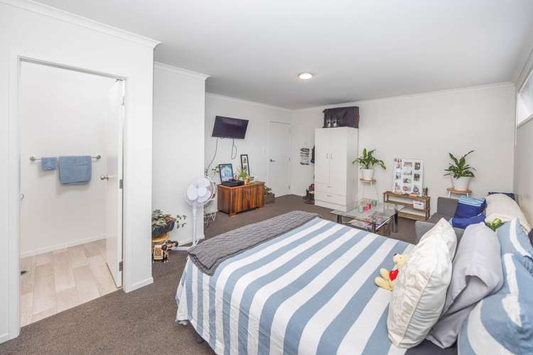 3/9 Greensboro Street Hamilton East_21