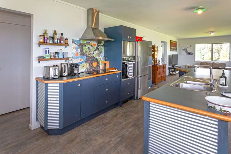 222 Strange Road Paeroa_9