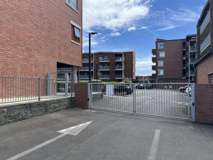 5C/160 Hobsonville Point Road Hobsonville_3