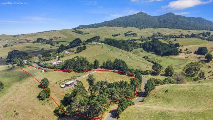 397 Ruapuke Road Raglan_6