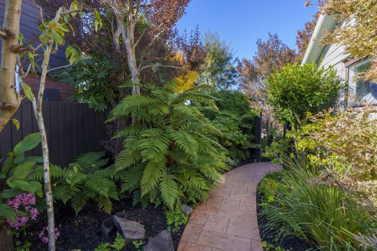 5 Lodge Place Ilam_13