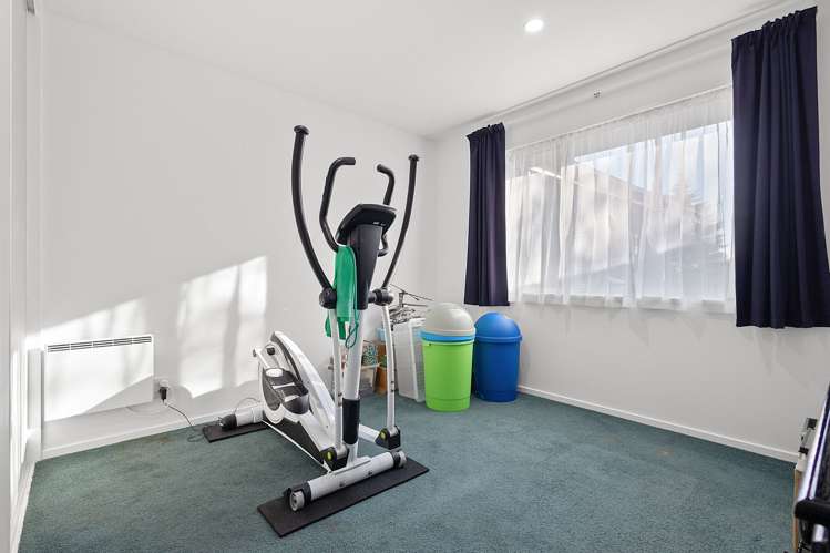 19 Springs Road Hornby_12