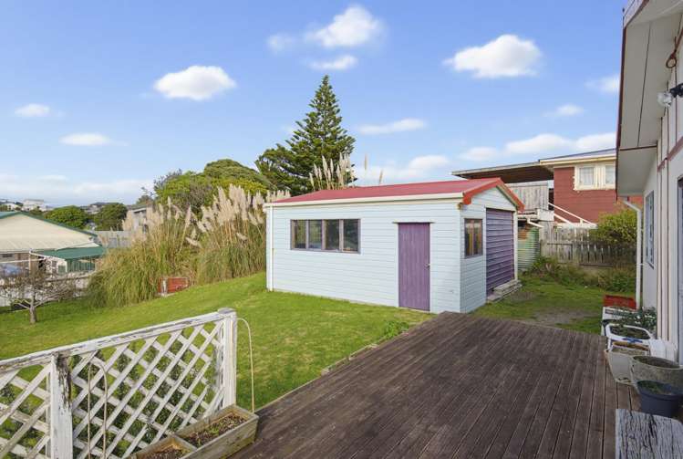 84 Park Avenue Waitarere Beach_17