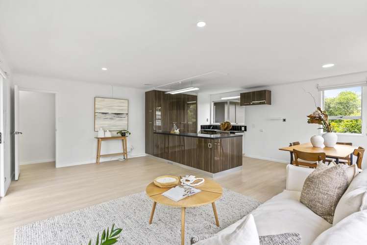 19 & 19A Sunburst Lane Torbay_6