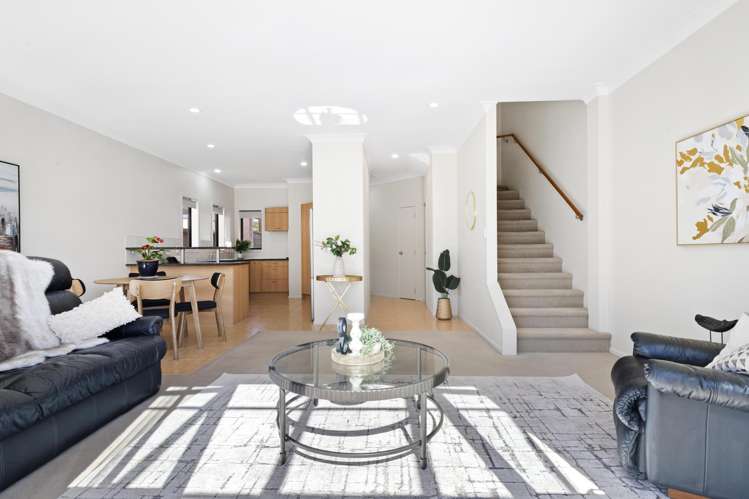 13/94 Huntington Drive East Tamaki_3
