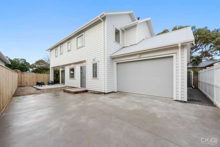 11 B Puriri Street Woburn_21