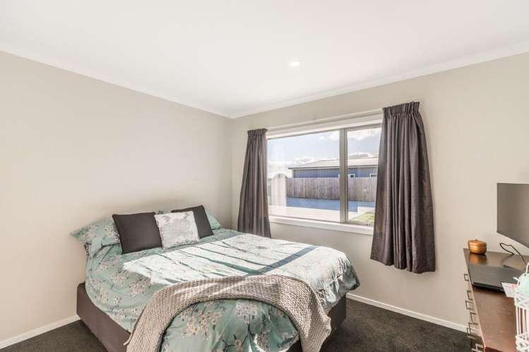 39 Gallipoli Place Paraparaumu_15