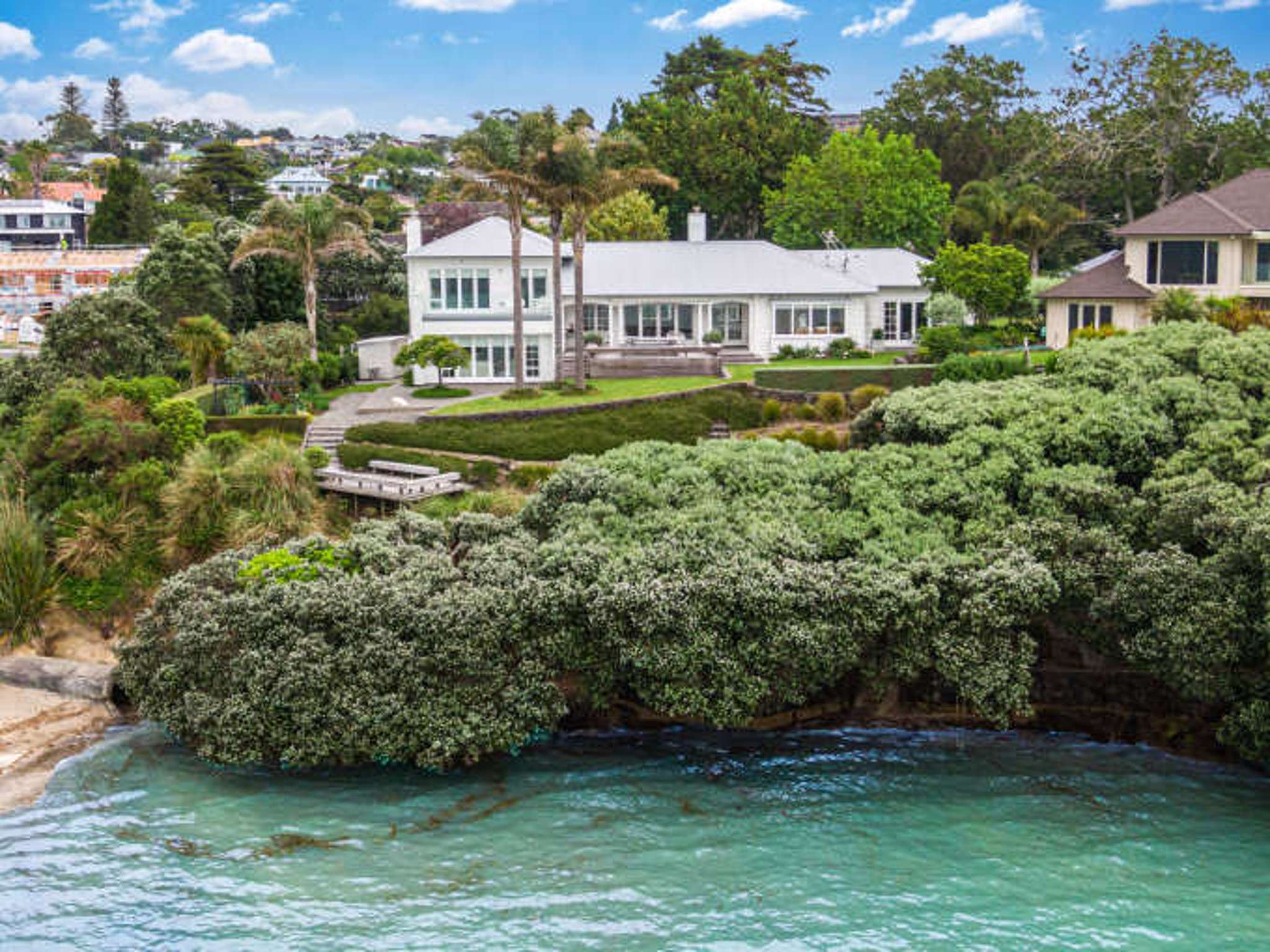 ‘The next Herne Bay’: Waterfront home in Mellons Bay shatters $9m sale price record