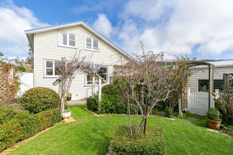 18 Haumia Street Johnsonville_11