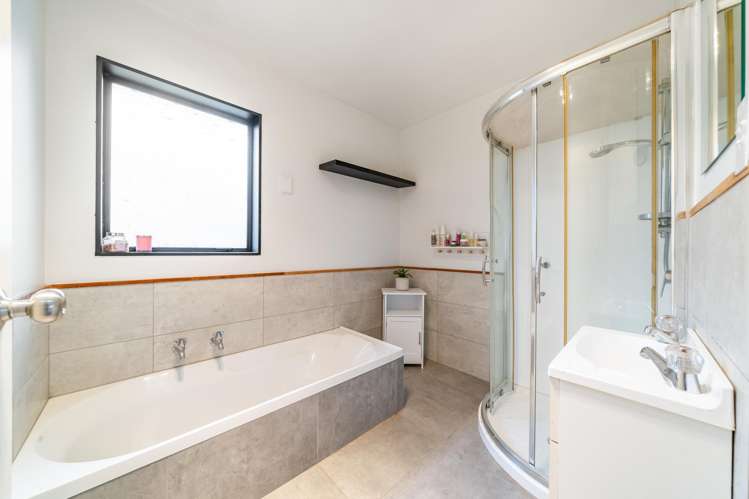 5 Edelweiss Grove Timberlea_19