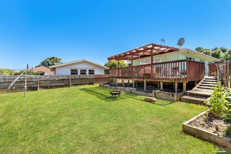 1/30 Kereru Street Henderson_1