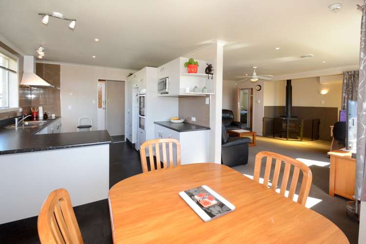 28 Carlyle Road Mosgiel_7