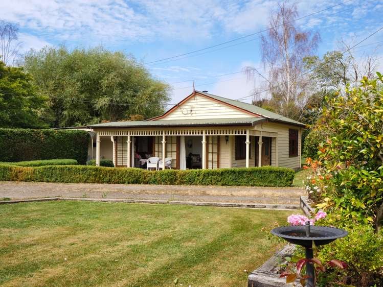64 Geelong St_0