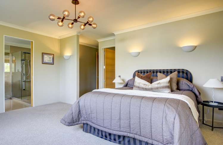 10 Burntwood Lane Pegasus_16