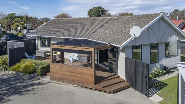 6 Oakley Crescent Hornby_1