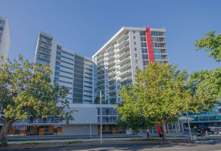 1403/30 Beach Road Auckland Central_17
