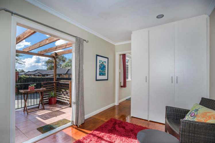 53 Caen Road Panmure_10