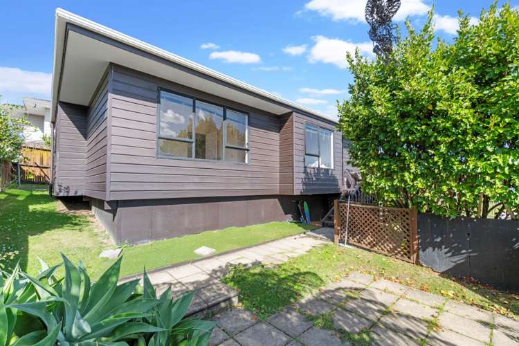1/2 Calluna Crescent Totara Heights_21