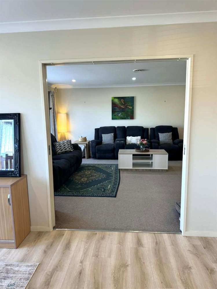 42 Peter Hall Drive Kelvin Grove_16