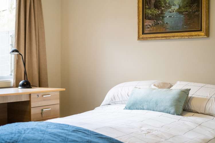 66e Law Street Caversham_23