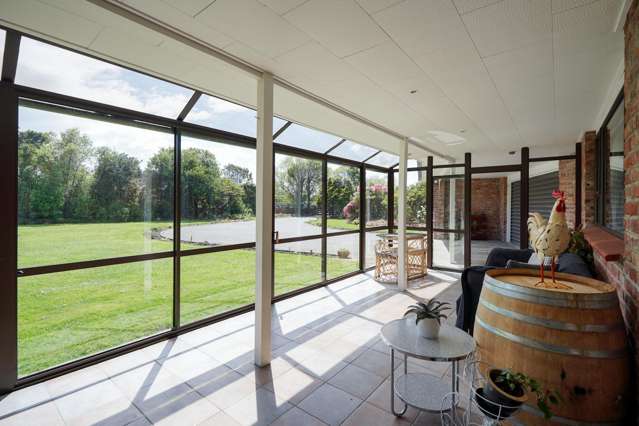 132 Grant Road Otatara_3