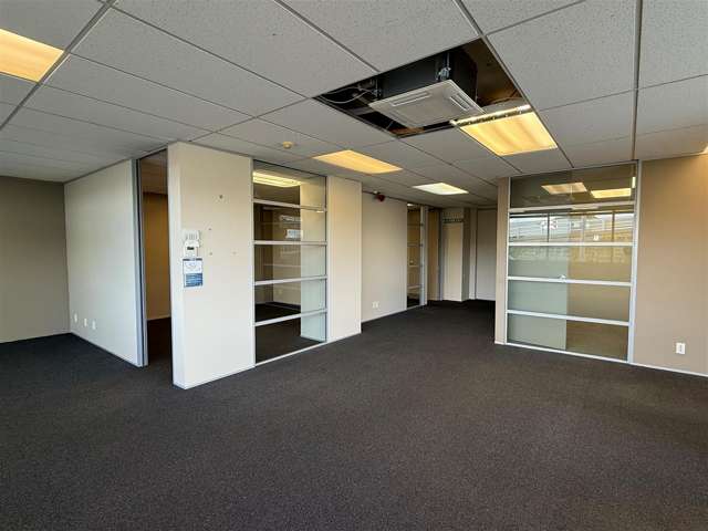 Unit E, 31 Railway Avenue Alicetown_4