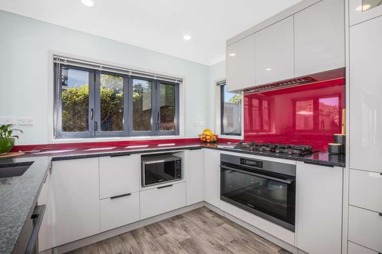 5 Colin Guppy Crescent_5